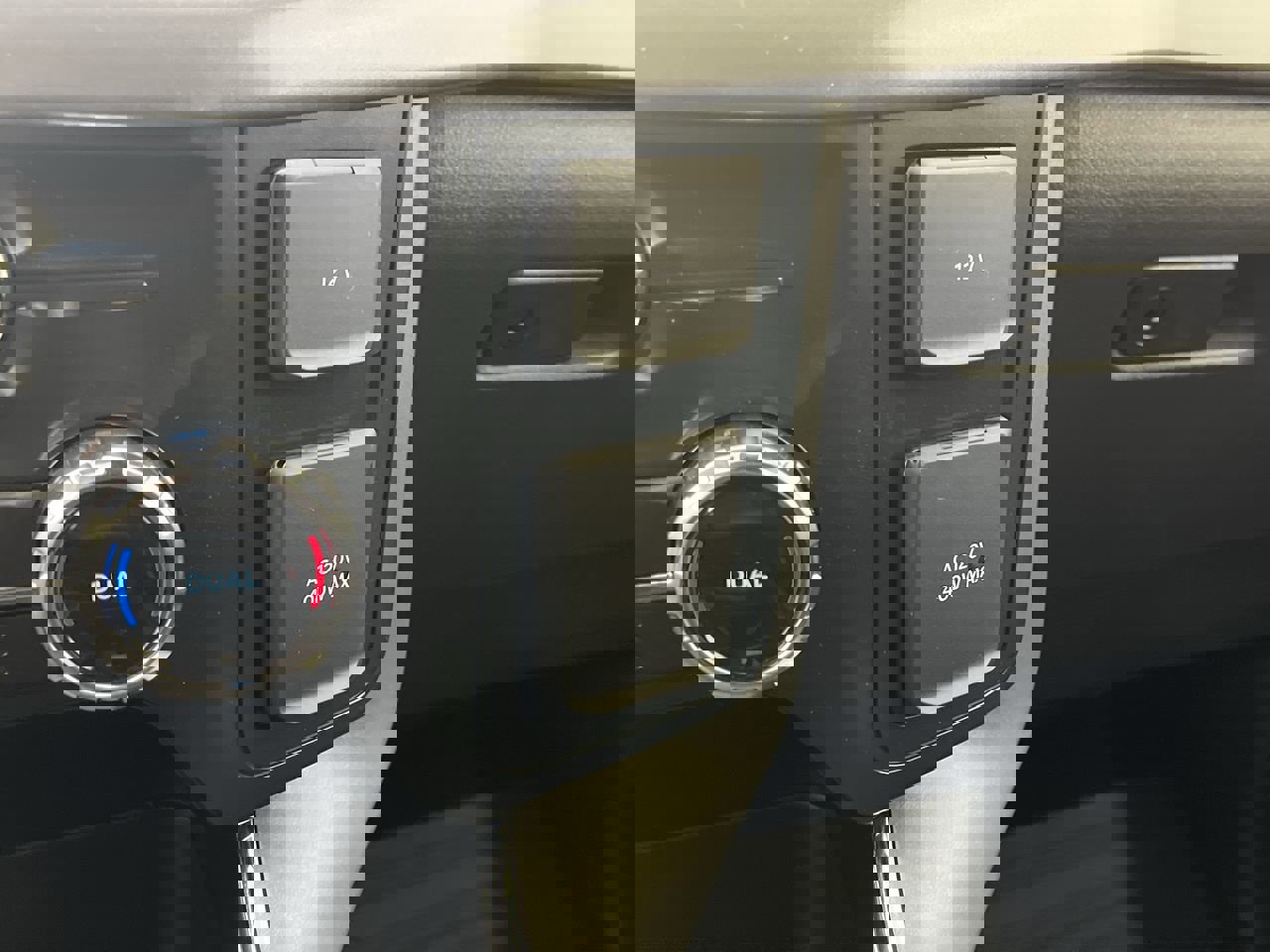 New 2025 Ford F150 XLT w/ Equipment Group 302A MID image 22