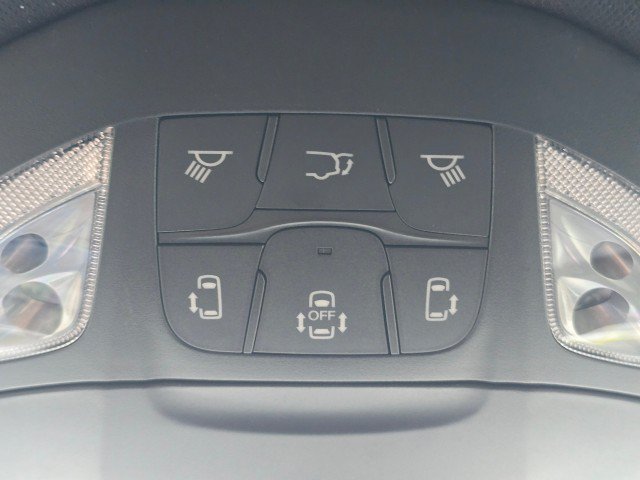 New 2026 Chrysler Pacifica Select w/ S Appearance Package FWD image 40
