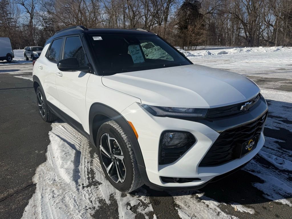 Used 2021 Chevrolet TrailBlazer RS w/ Sun and Liftgate Package image 7