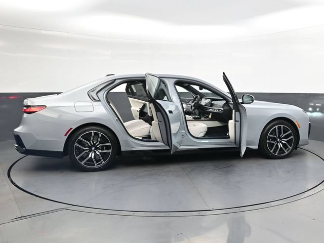 New 2026 BMW 760i xDrive AWD/4WD image 42