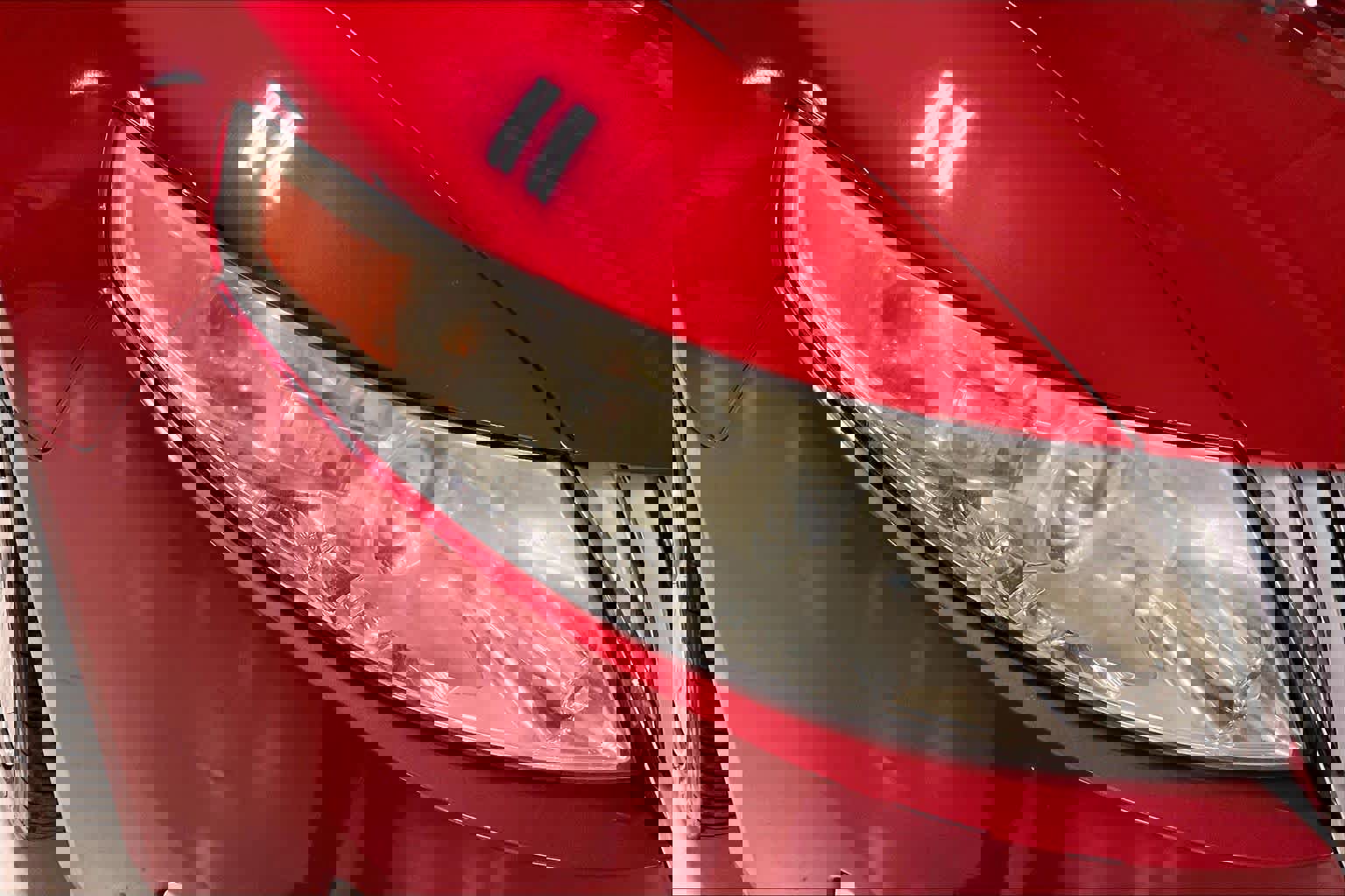 Used 2012 Lincoln MKS image 25