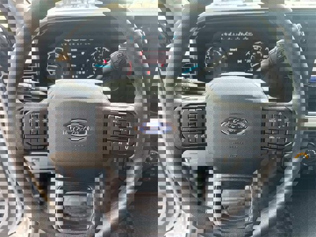 New 2025 Ford F550 4x4 SuperCab Super Duty image 24