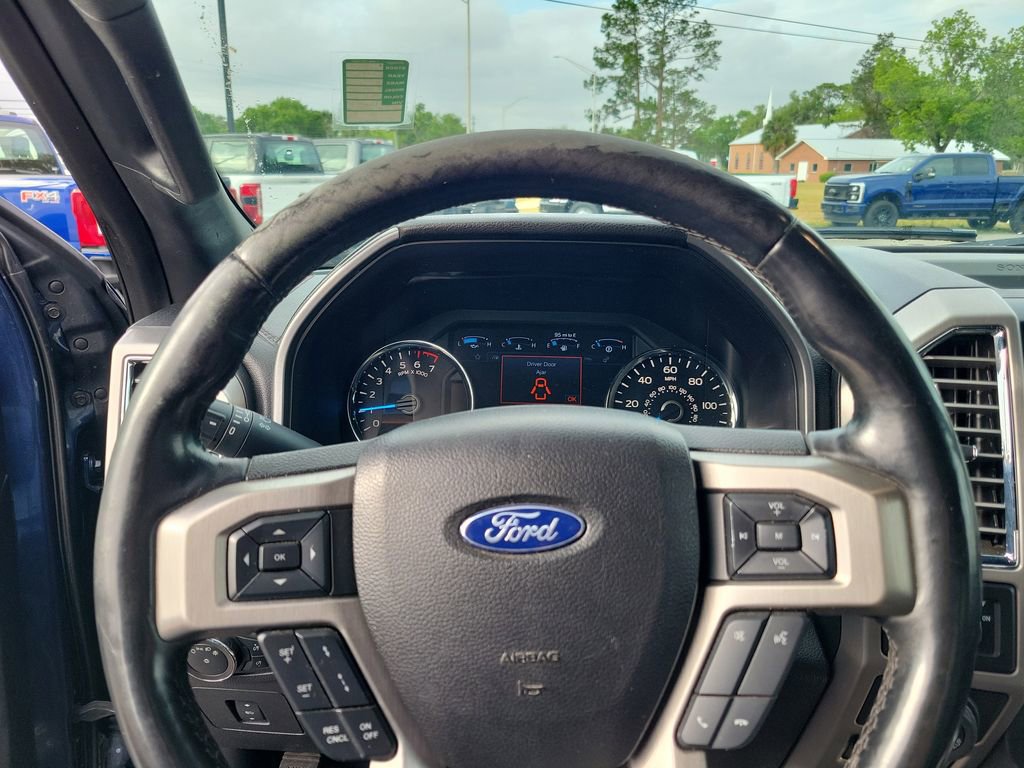 Used 2017 Ford F150 Platinum w/ Equipment Group 701A Luxury RWD image 18