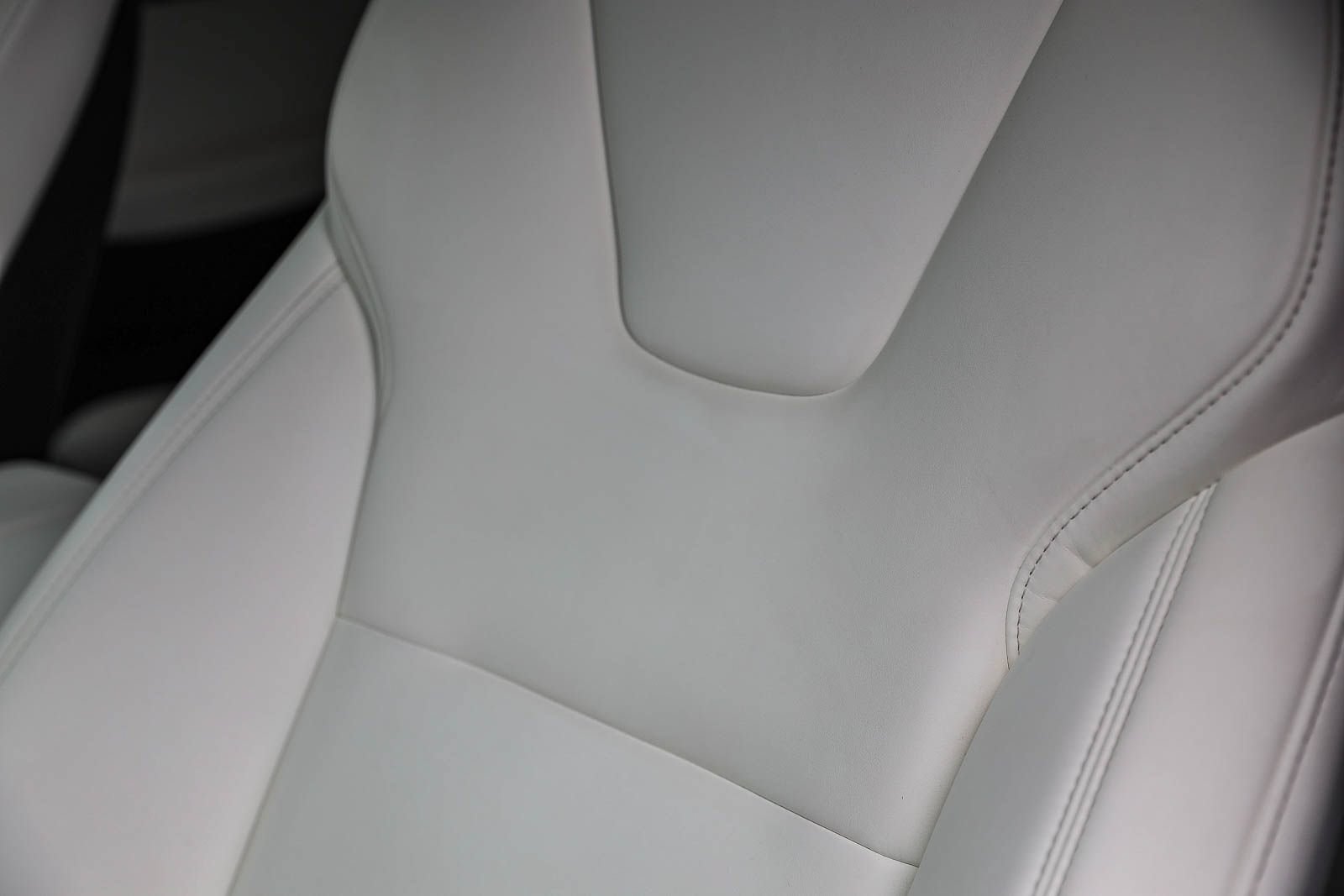 Used 2020 Tesla Model X Performance AWD/4WD image 24