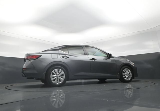 Used 2025 Nissan Sentra S w/ Lighting Package FWD image 34