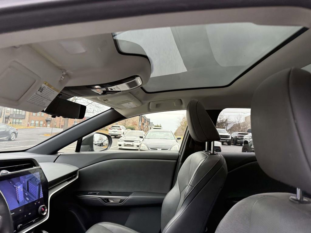 Used 2023 Lexus RZ 450e Premium w/ Accessory Package (2T) image 13