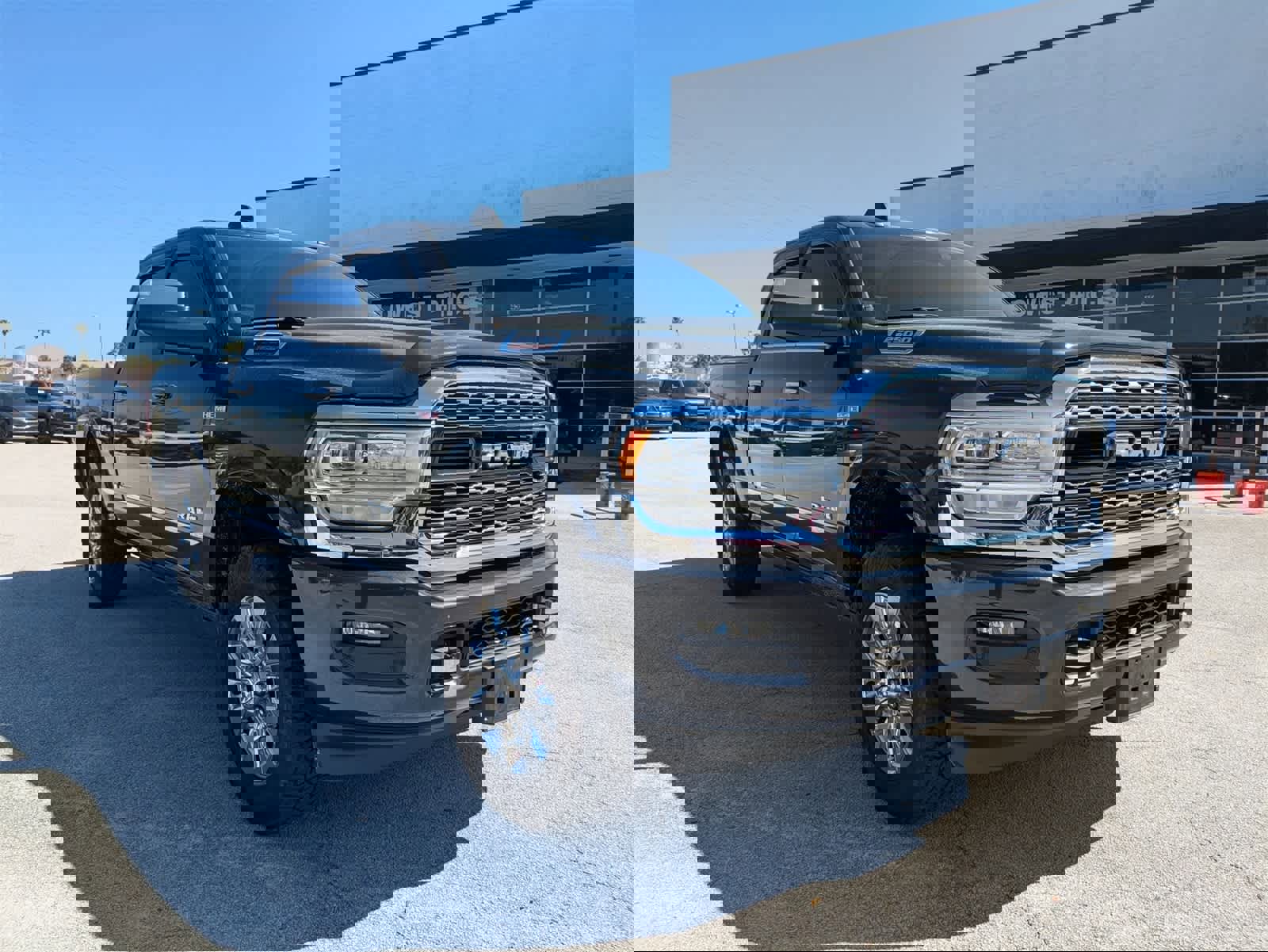 Used 2019 RAM 2500 Limited image 3