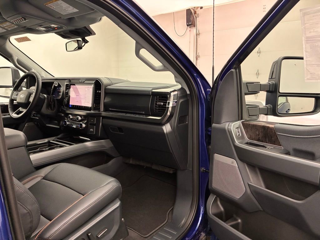 New 2026 Ford F250 Lariat w/ Black Appearance Package image 25