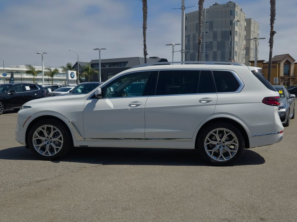 Used 2023 BMW X7 xDrive40i AWD/4WD image 24