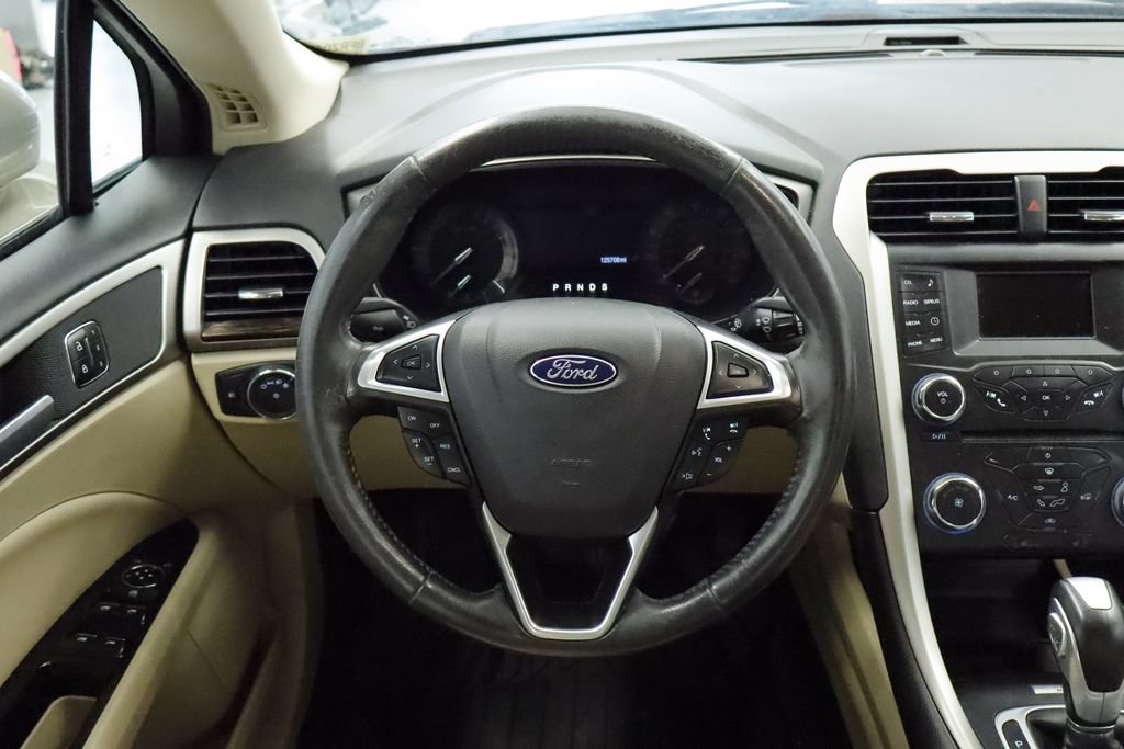 Used 2015 Ford Fusion SE w/ Equipment Group 202A FWD image 19