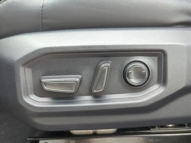 Used 2023 Toyota Tundra Limited image 12