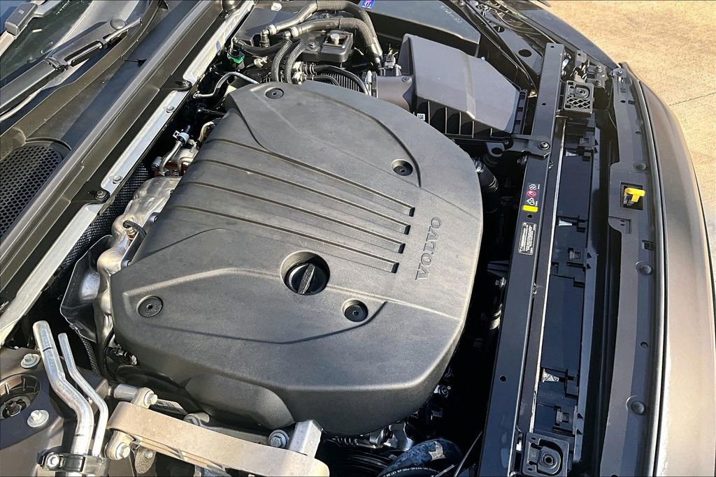 Used 2025 Volvo S60 B5 Core FWD image 43