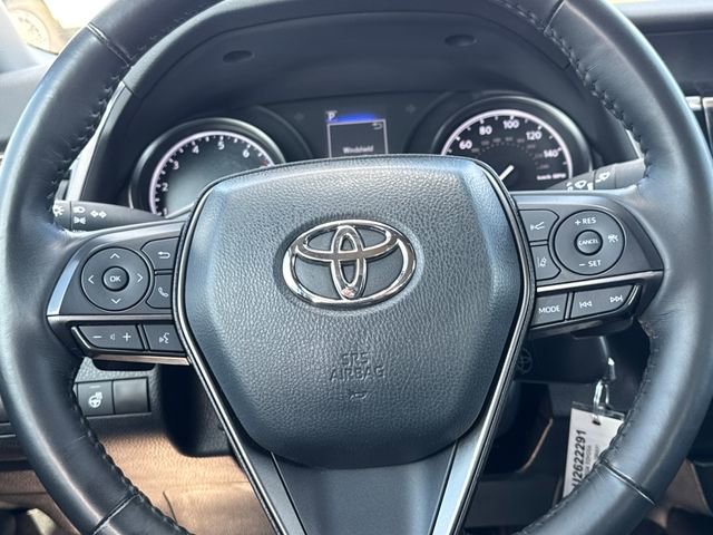 Used 2023 Toyota Camry SE image 16