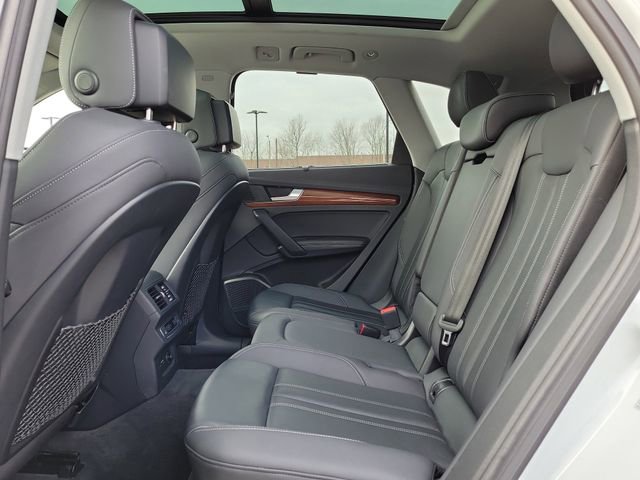 Used 2022 Audi Q5 2.0T Prestige w/ Prestige Package image 14