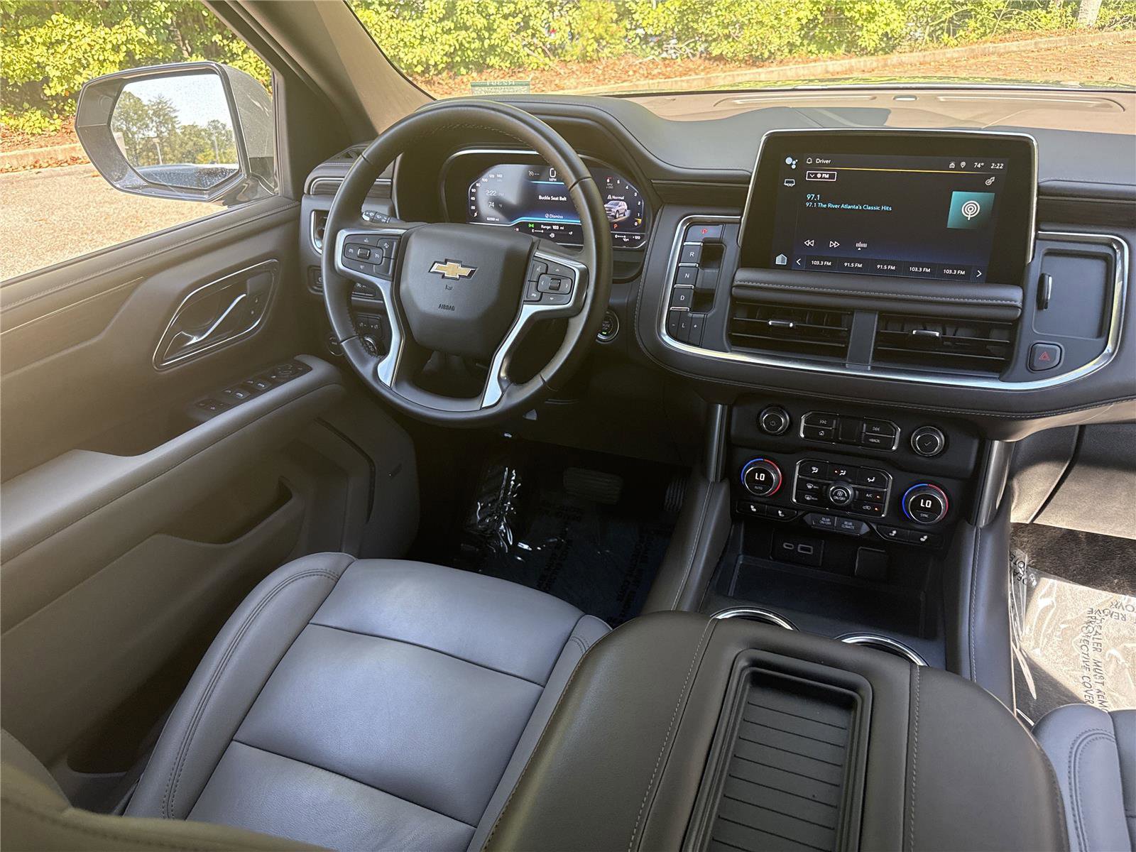 Used 2024 Chevrolet Tahoe LT image 15