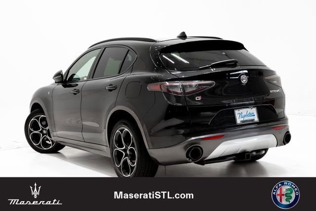 Used 2024 Alfa Romeo Stelvio Ti image 27