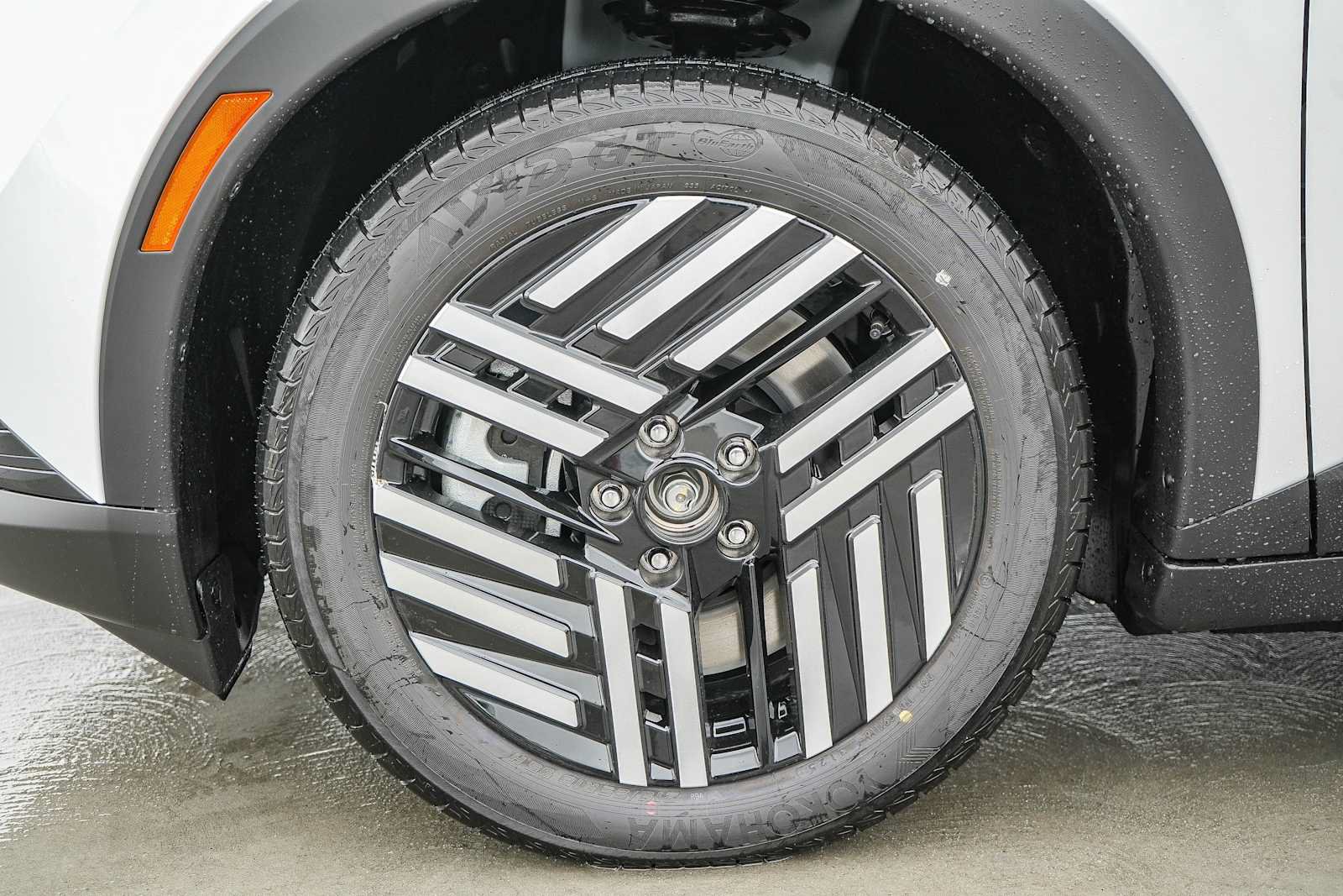 New 2026 Nissan Leaf SV+ FWD image 11