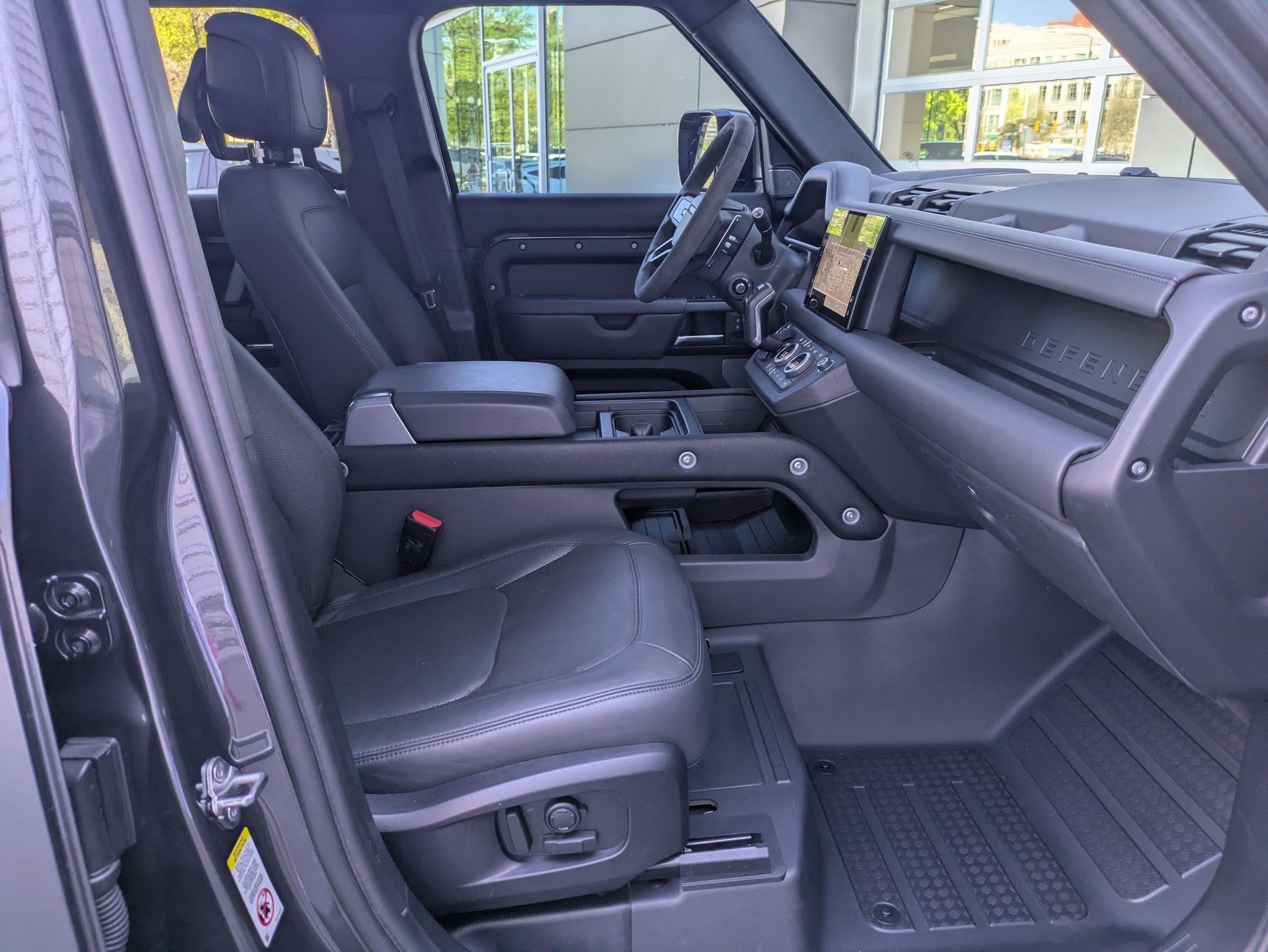 Used 2024 Land Rover Defender 110 Carpathian Edition AWD/4WD image 33