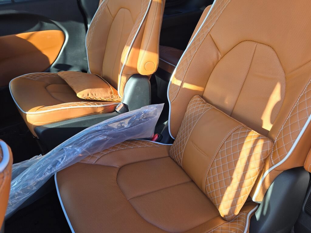 New 2026 Chrysler Pacifica Pinnacle AWD/4WD image 18