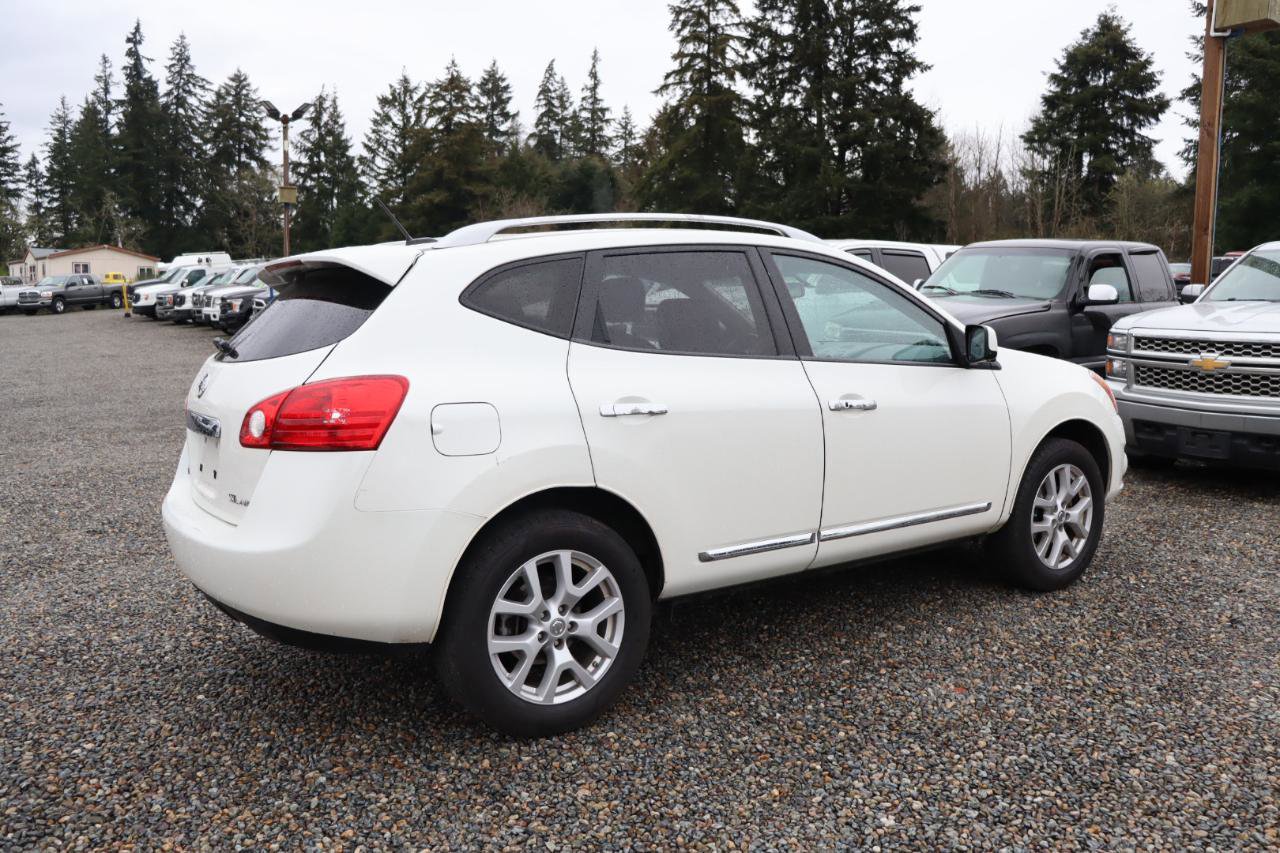 Used 2013 Nissan Rogue SL image 4