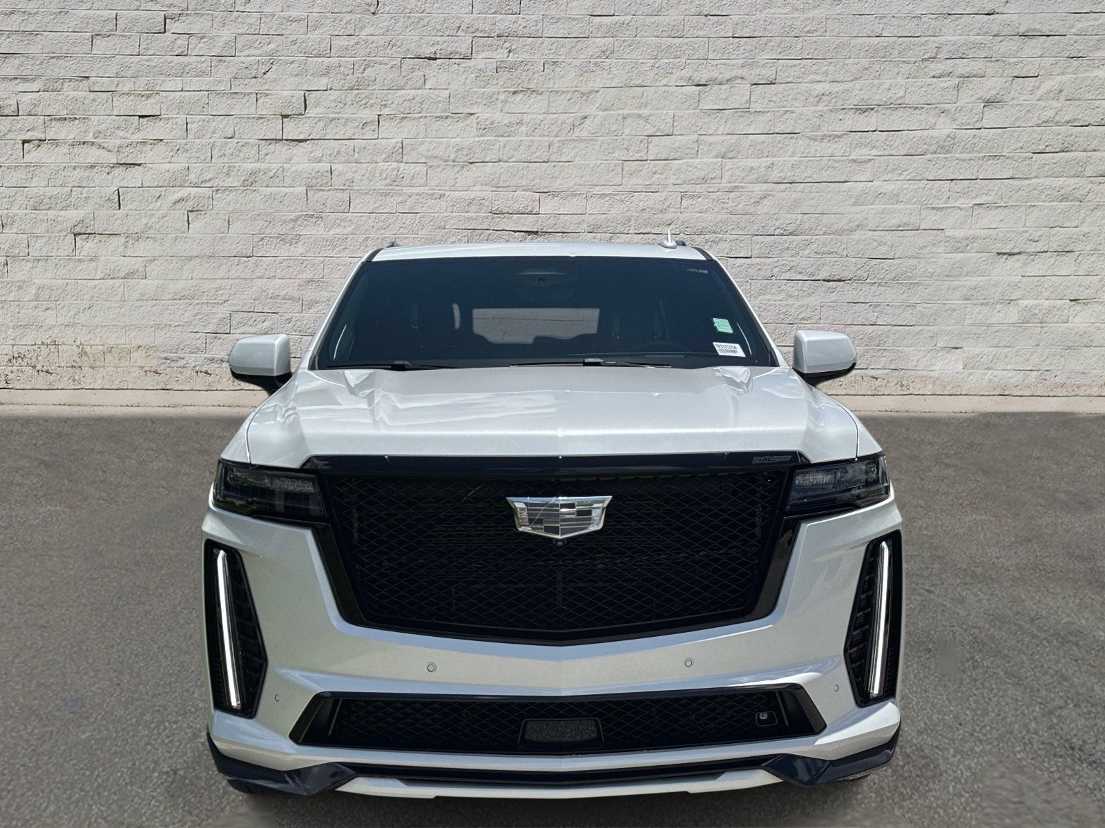 Certified 2024 Cadillac Escalade V w/ LPO, ONYX Package AWD/4WD image 7