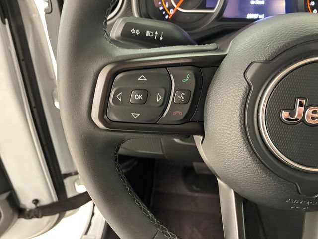 Used 2026 Jeep Wrangler Unlimited Rubicon AWD/4WD image 23