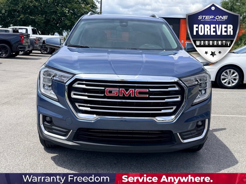 Used 2024 GMC Terrain SLT AWD/4WD image 9