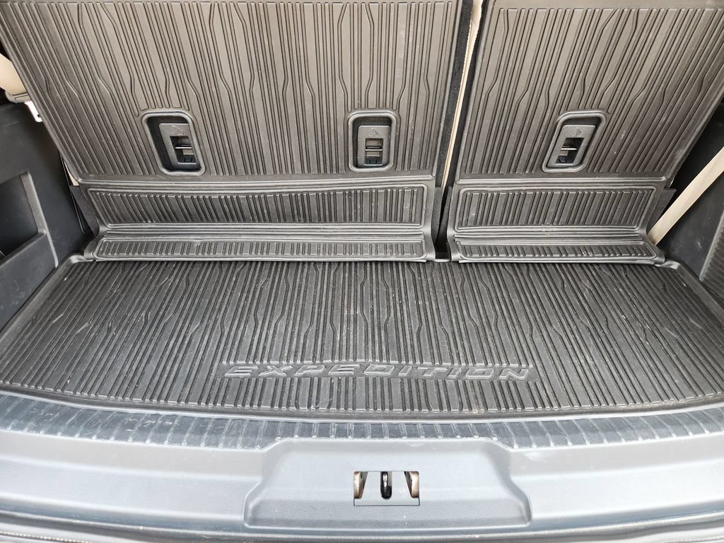 Used 2022 Ford Expedition Platinum AWD/4WD image 34