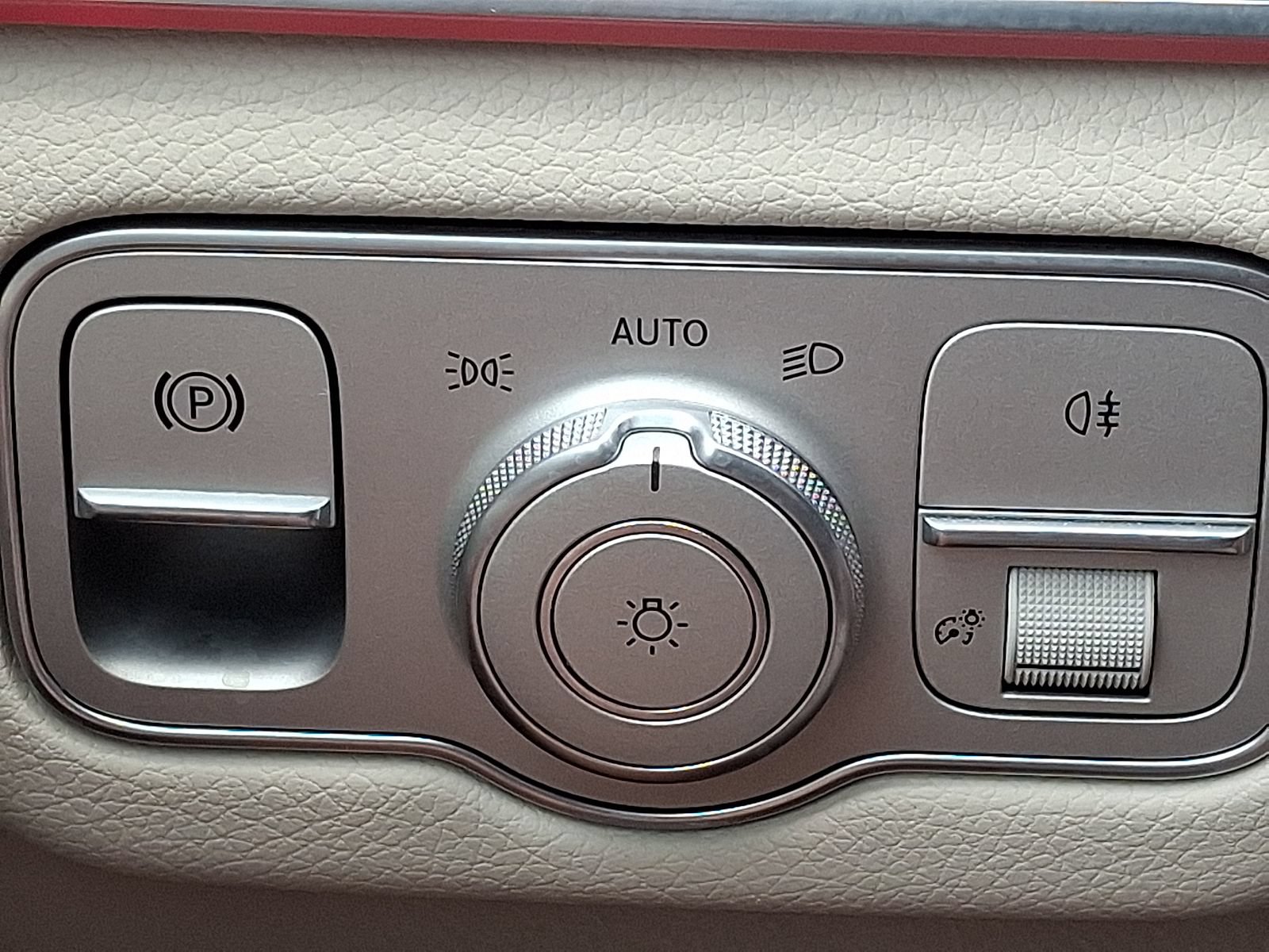 Certified 2026 Mercedes-Benz GLE 350 4MATIC image 25