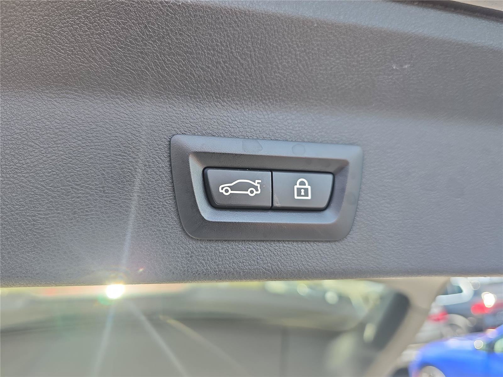Used 2021 BMW X3 sDrive30i w/ Convenience Package (ZC2) RWD image 8