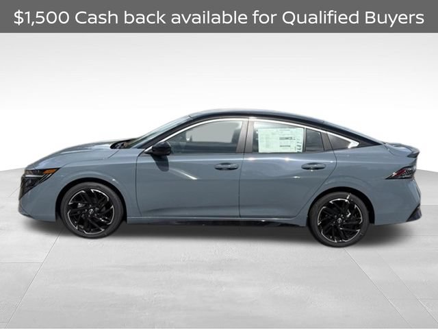 New 2026 Nissan Sentra SR w/ Floor Mat Package FWD image 2