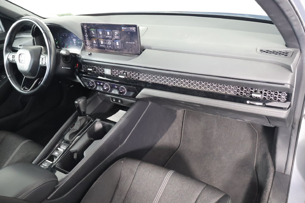 Used 2024 Honda Accord Sport image 15