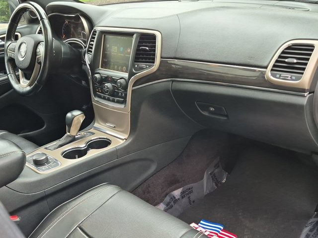 Used 2016 Jeep Grand Cherokee Overland AWD/4WD image 28