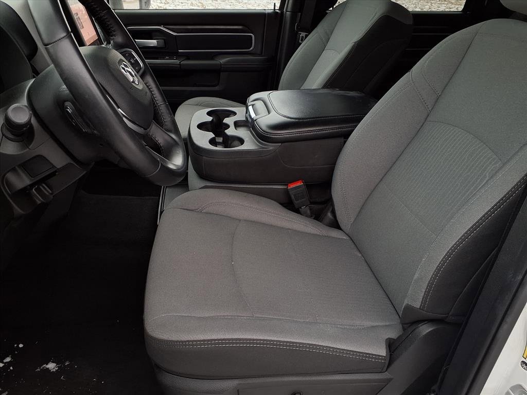 Used 2024 RAM 2500 Big Horn w/ Bed Utility Group image 3