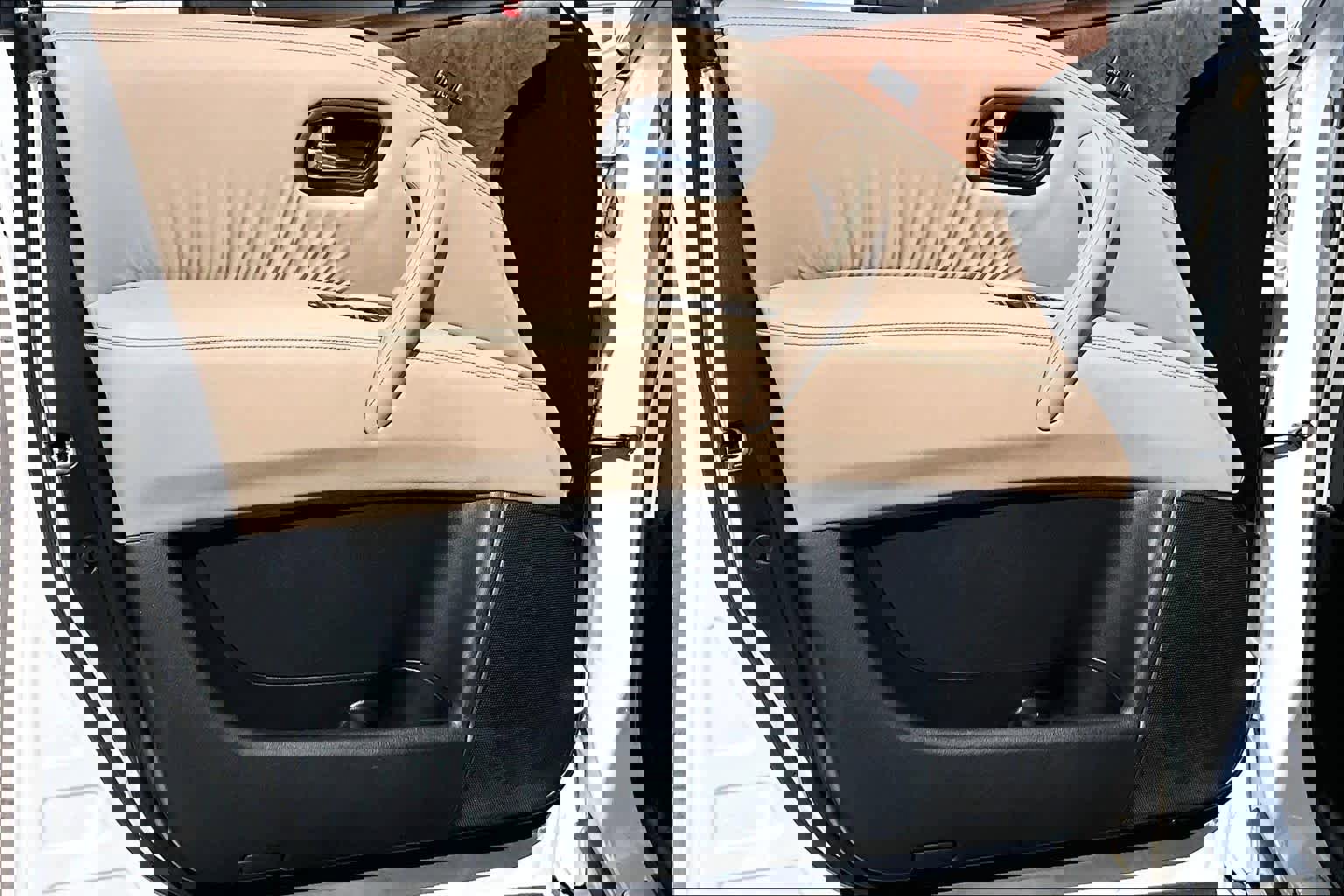 Used 2023 Nissan Armada SL w/ Cargo Package image 20