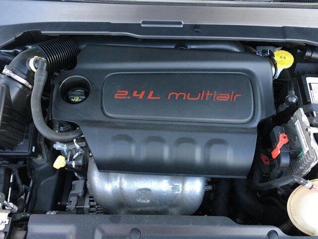 Used 2022 Jeep Compass Latitude image 28