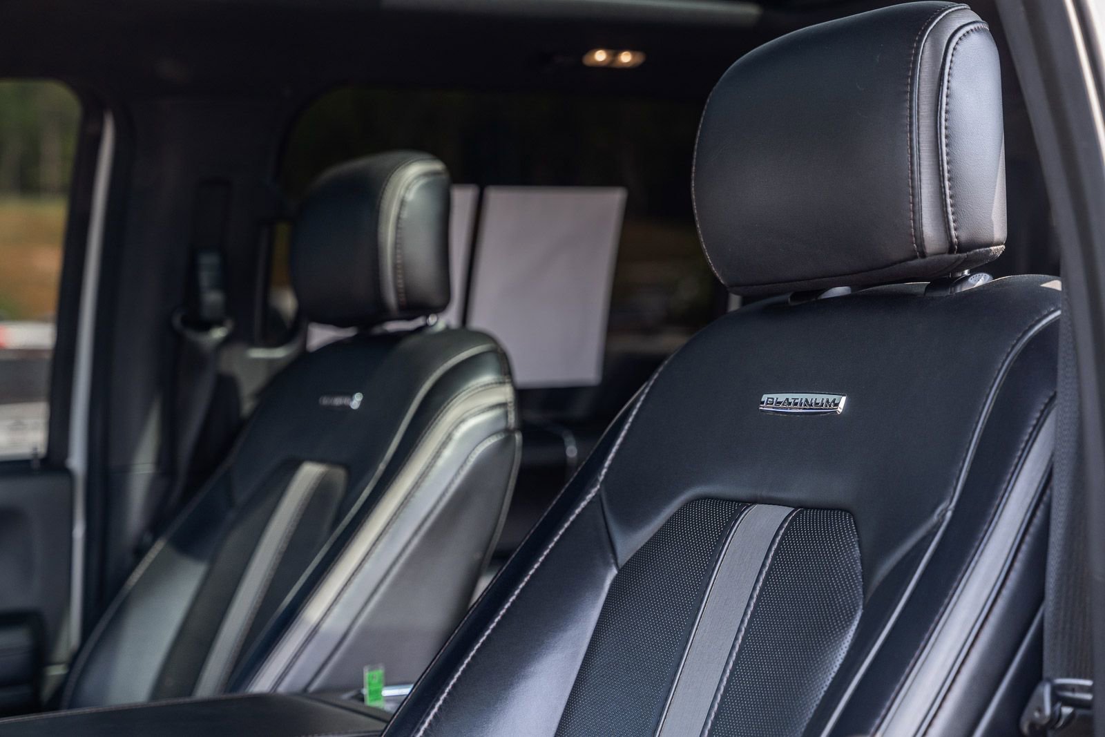 Used 2019 Ford F250 Platinum w/ Platinum Ultimate Package AWD/4WD image 21