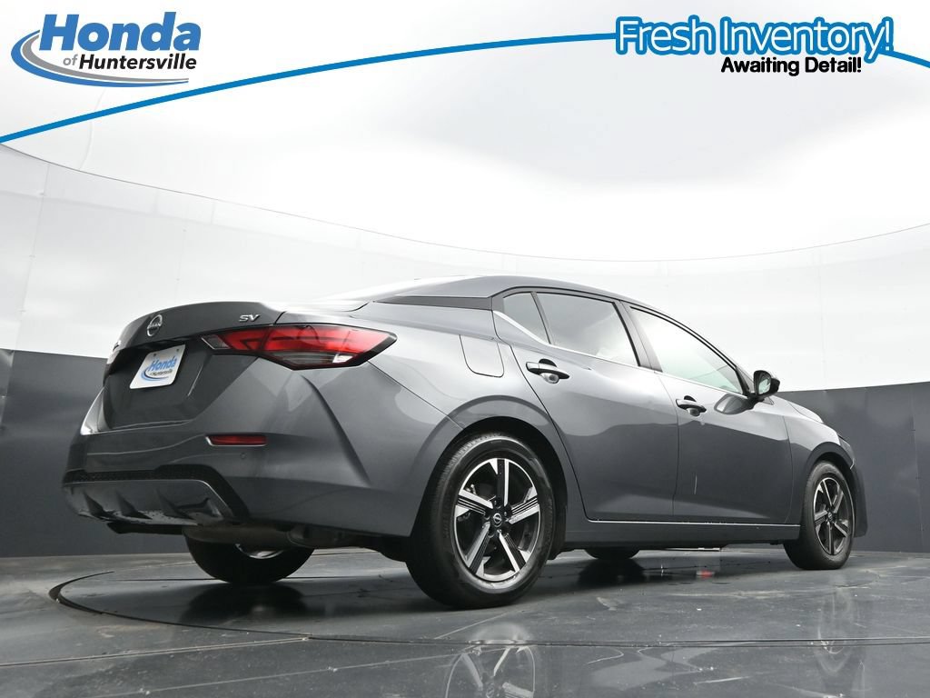 Used 2024 Nissan Sentra SV FWD image 32