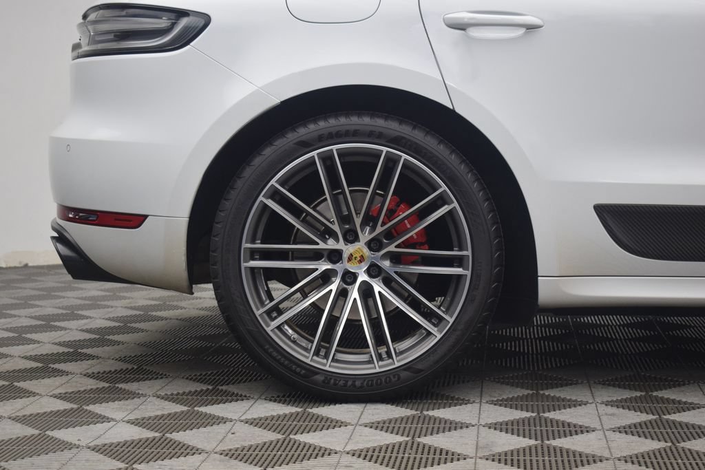 Used 2021 Porsche Macan GTS AWD/4WD image 34