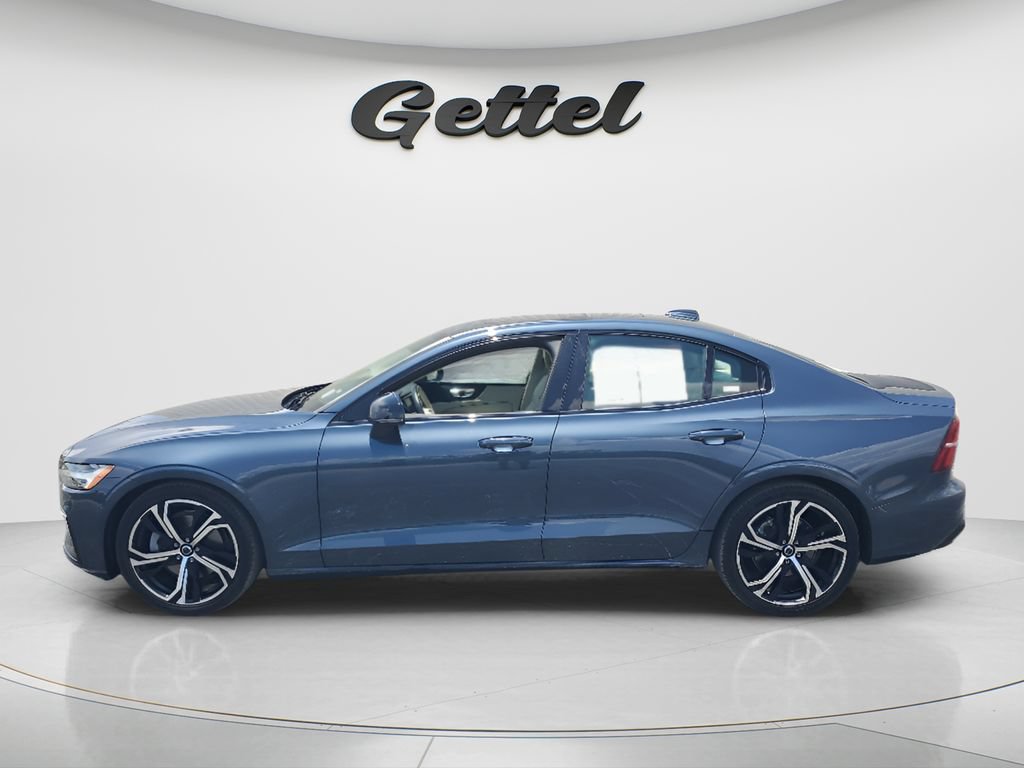 Used 2024 Volvo S60 B5 Core FWD image 16