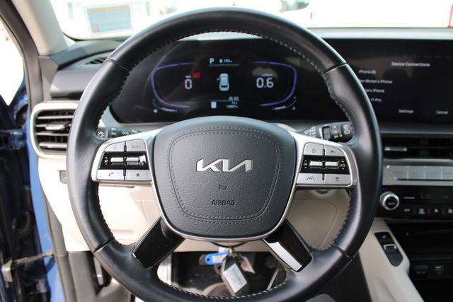 Used 2025 Kia Telluride S FWD image 16
