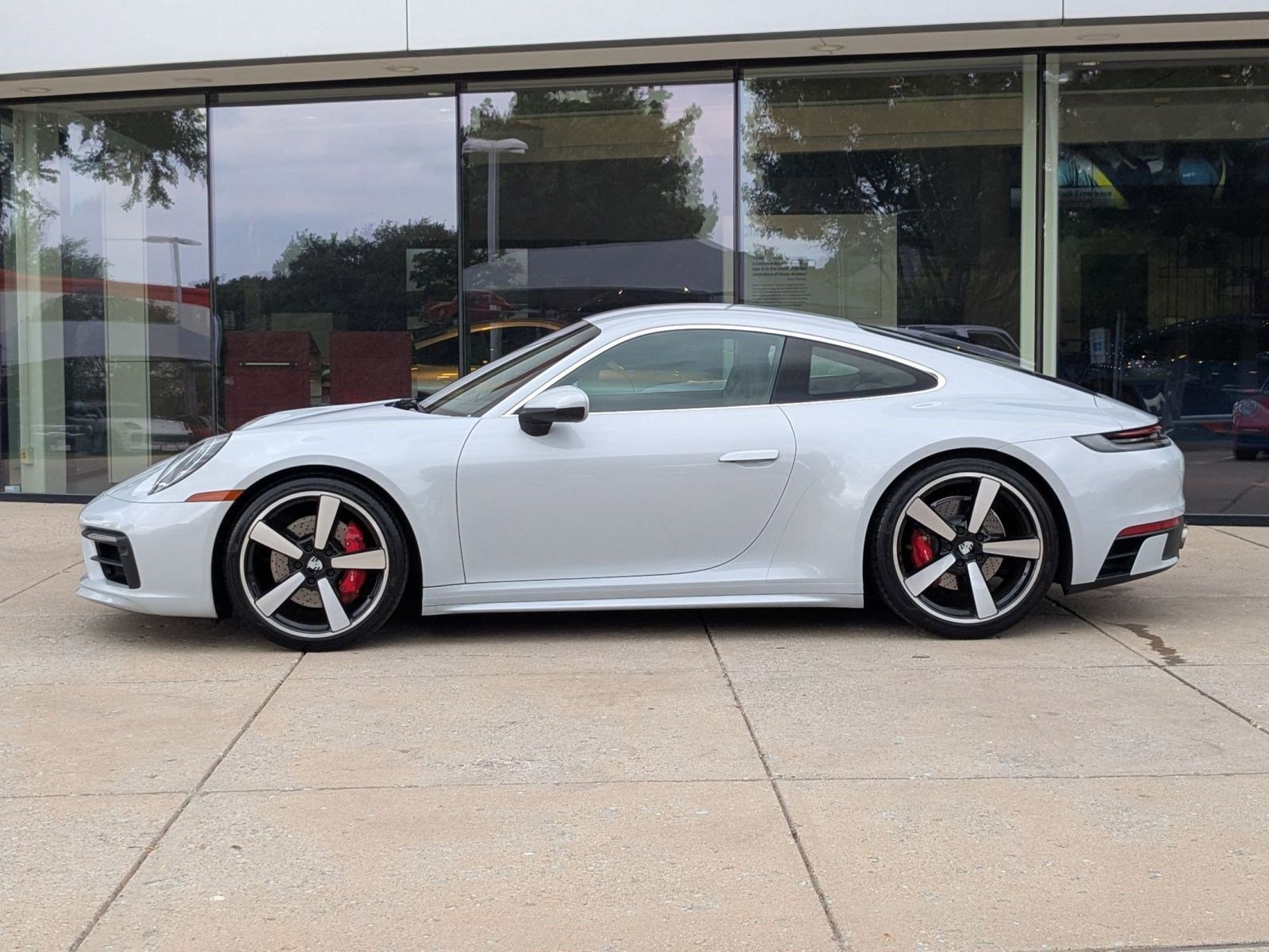 Certified 2024 Porsche 911 Carrera S RWD video 2