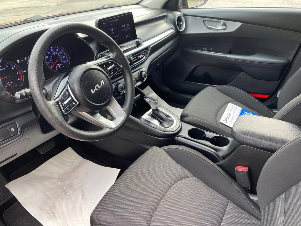 Certified 2023 Kia Forte LXS w/ LXS Technology Package FWD image 16