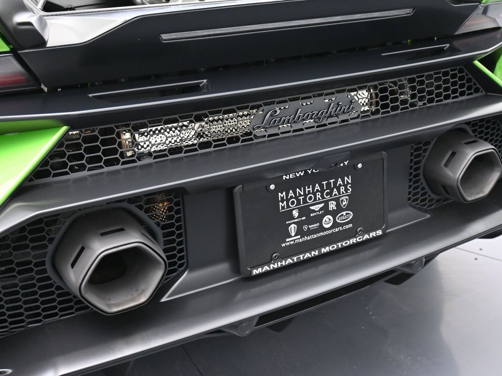 Used 2023 Lamborghini Huracan Tecnica RWD image 14
