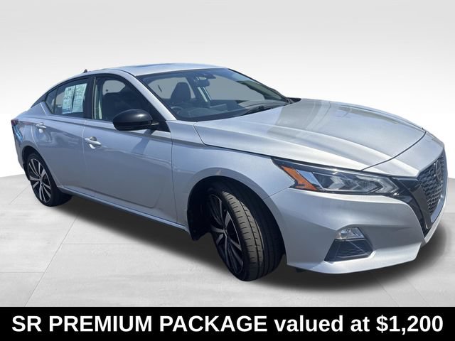 Used 2021 Nissan Altima 2.5 SR w/ SR Premium Package AWD/4WD image 1
