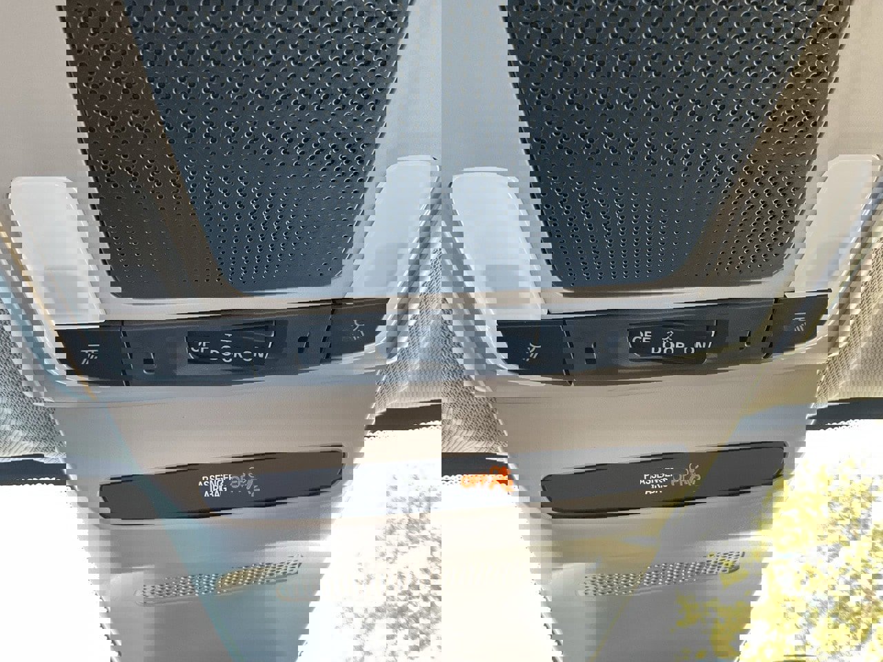 Used 2025 Honda HR-V LX image 28