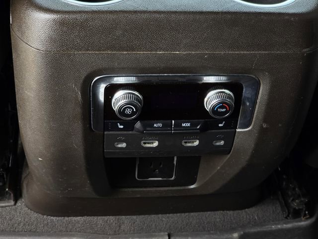 Used 2021 GMC Yukon SLT w/ SLT Premium Package image 33