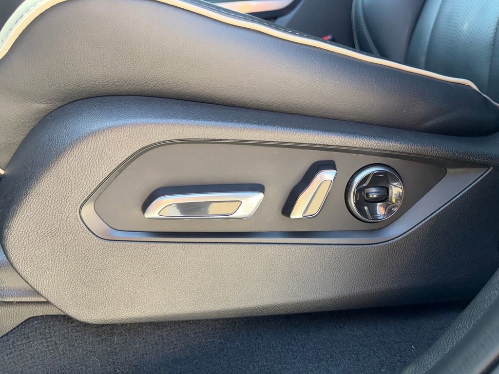 Used 2023 Acura MDX SH-AWD w/ Advance Package image 21