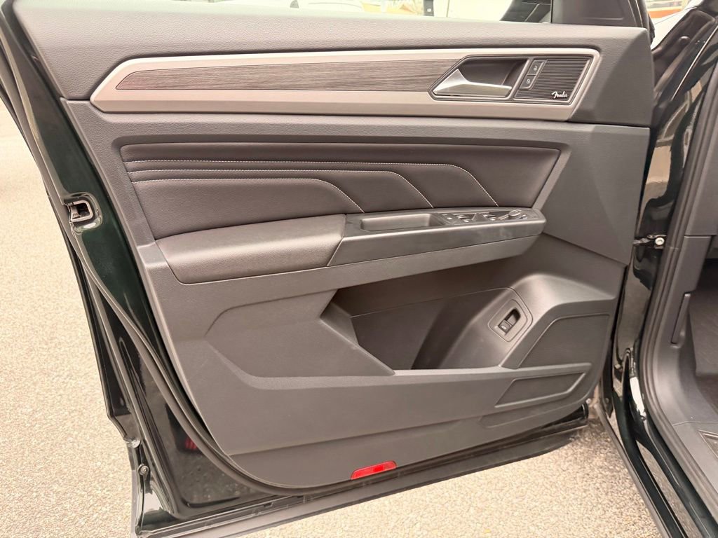 Used 2021 Volkswagen Atlas SEL Premium image 12