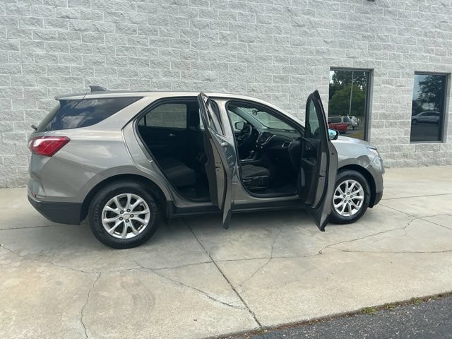 Used 2019 Chevrolet Equinox LT FWD image 14